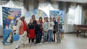 Развлекательная программа "Новогодний Эльфон"